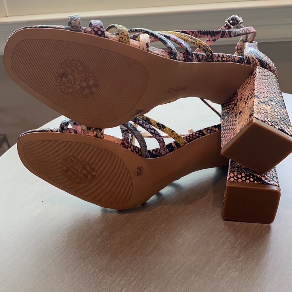 Vince Camuto Sandal Heels - Picture 6 of 7